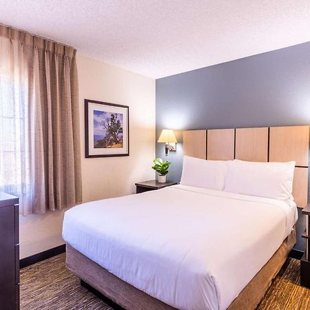 Sonesta Simply Suites Houston Brookhollow Екстериор снимка