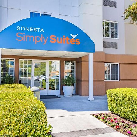 Sonesta Simply Suites Houston Brookhollow Екстериор снимка
