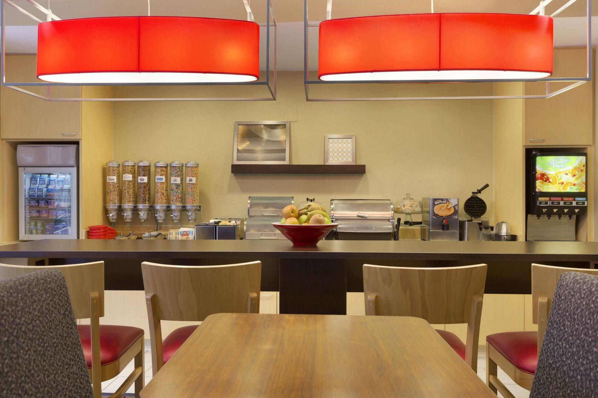 Sonesta Simply Suites Houston Brookhollow Екстериор снимка