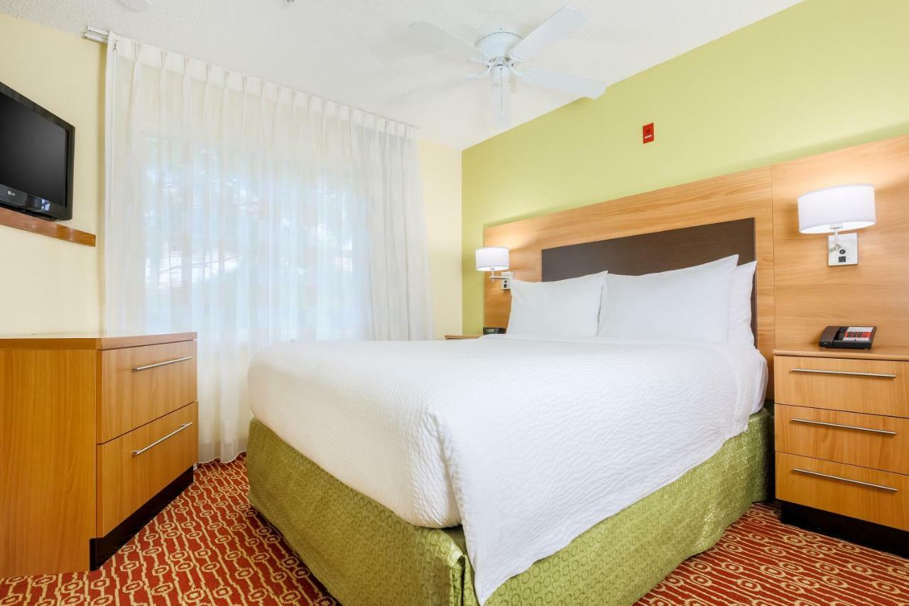 Sonesta Simply Suites Houston Brookhollow Екстериор снимка
